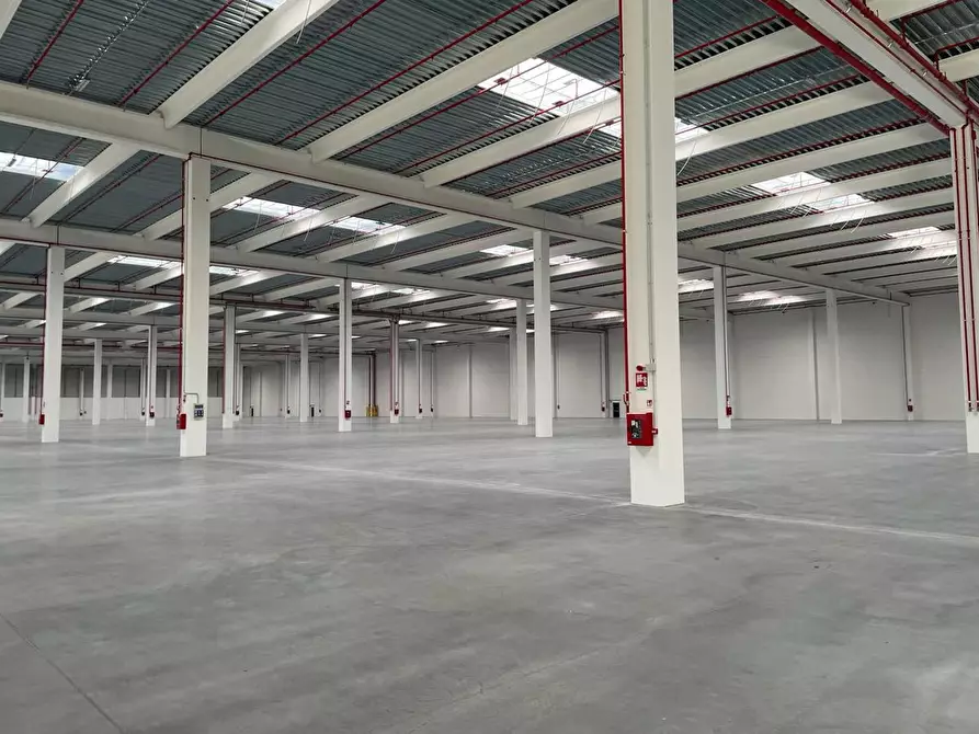 Immagine 3 di Capannone industriale in affitto  in Via fontana del visciolo, 3 a Anagni