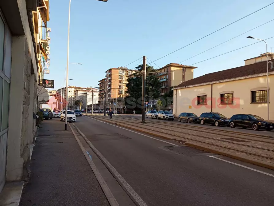 Immagine 6 di Negozio in vendita  in Via DI NOVOLI a Firenze