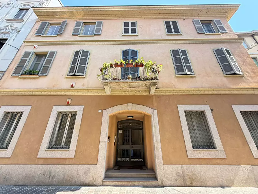 Immagine 1 di Appartamento in affitto  in Corso Giuseppe Mazzini, 16 a Pavia