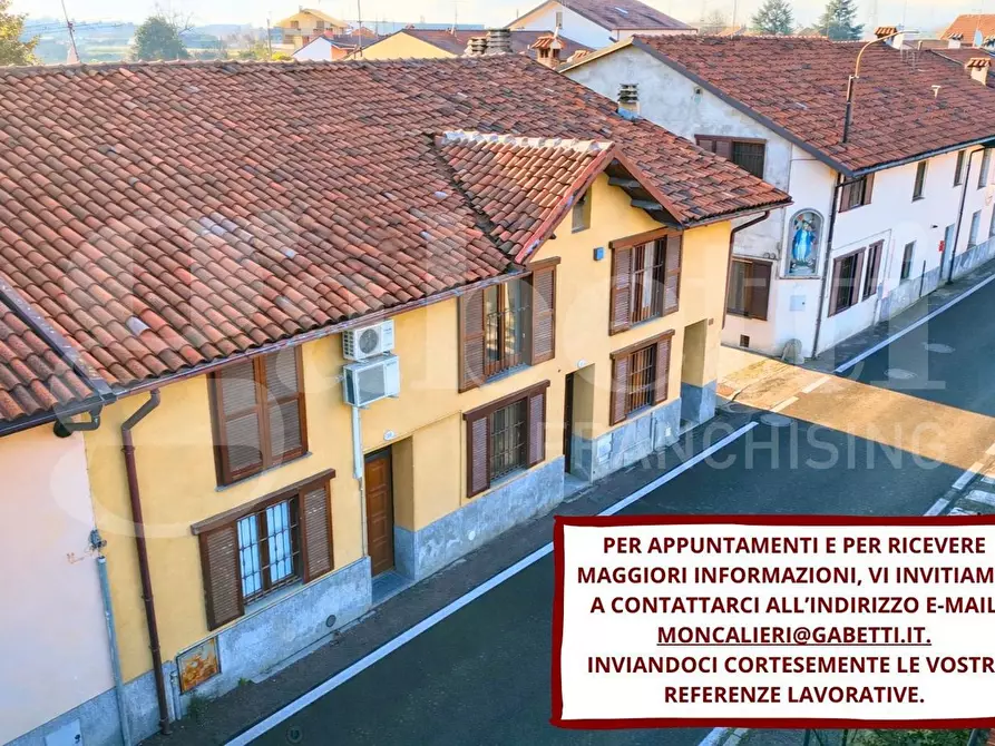 Immagine 1 di Casa indipendente in affitto  in Strada Tagliaferro, 115 a Moncalieri