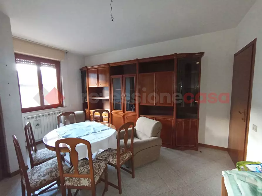 Immagine 4 di Appartamento in affitto  in Via SP471 a Sant'anatolia Di Narco