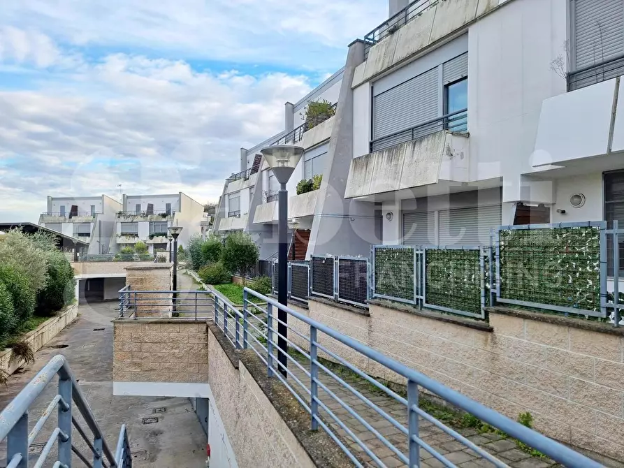 Immagine 2 di Appartamento in vendita  in Via Ardara, 32 a Roma