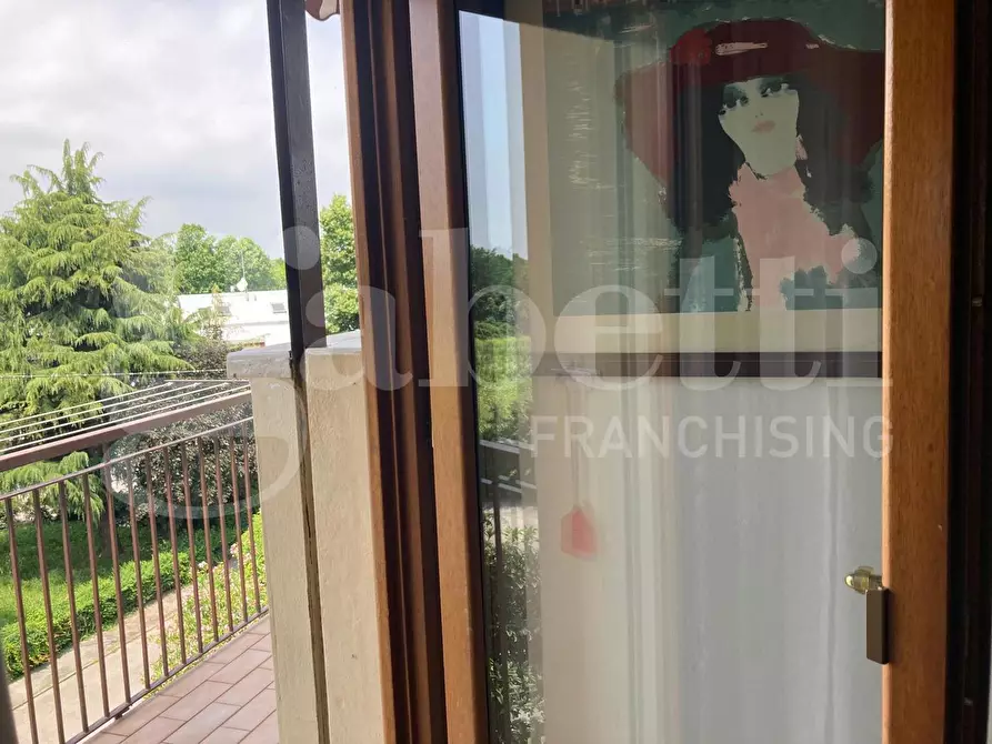 Immagine 7 di Appartamento in affitto  in Via dei mirtilli, . a Venezia
