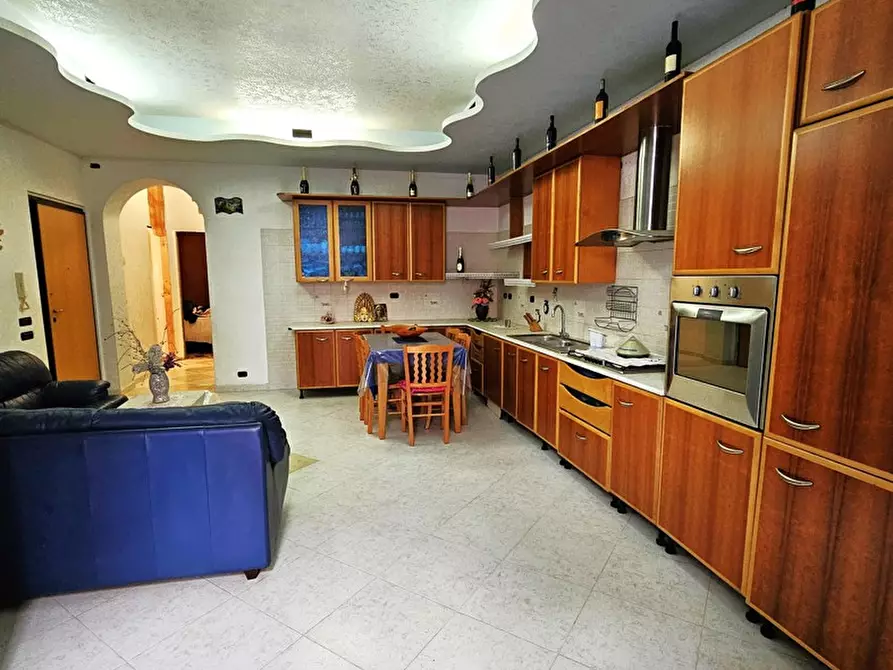 Immagine 8 di Casa indipendente in vendita  in Via Campanella a San Severo