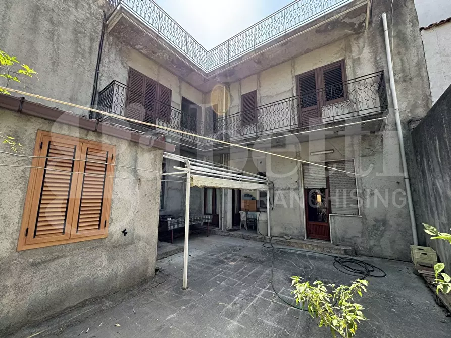 Immagine 10 di Casa indipendente in vendita  in Via Fiume Gallo, snc a Villafranca Tirrena