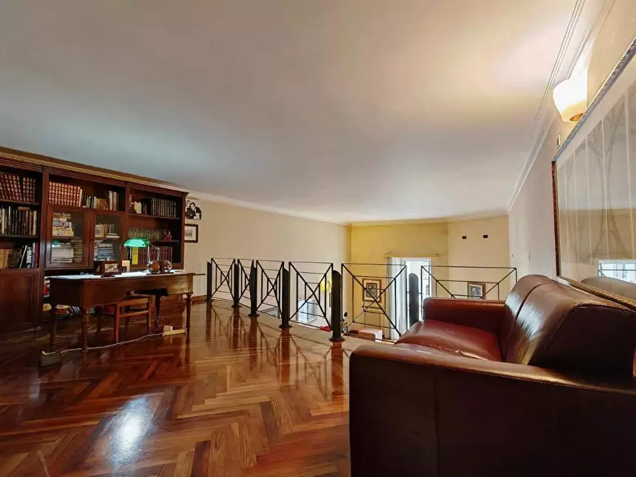 Immagine 30 di Appartamento in vendita  in Piazza della LibertÃ , 6 a Trani