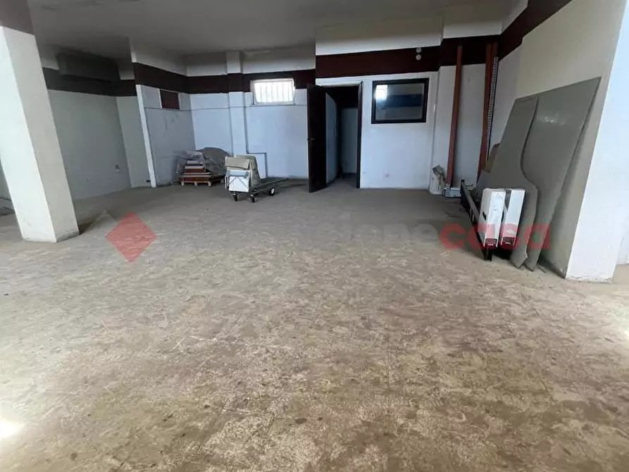 Immagine 7 di Negozio in vendita  in Via Giuseppe Di Vittorio, snc a Ostuni