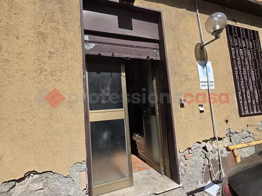 Immagine 8 di Ufficio in vendita  in Via Ferrante Imparato, 33 a Napoli