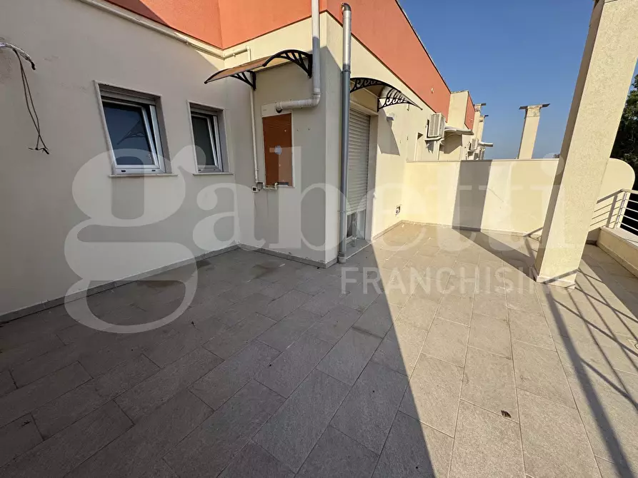 Immagine 24 di Appartamento in vendita  in Viale Giuseppe Grassi, 140 a Lecce