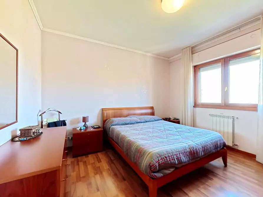 Immagine 18 di Appartamento in vendita  in Via del poggio di acilia, 85 a Roma
