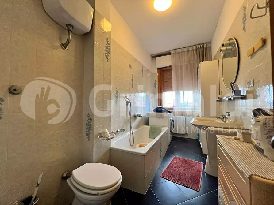 Immagine 16 di Attico in vendita  in Via lenin a Corciano