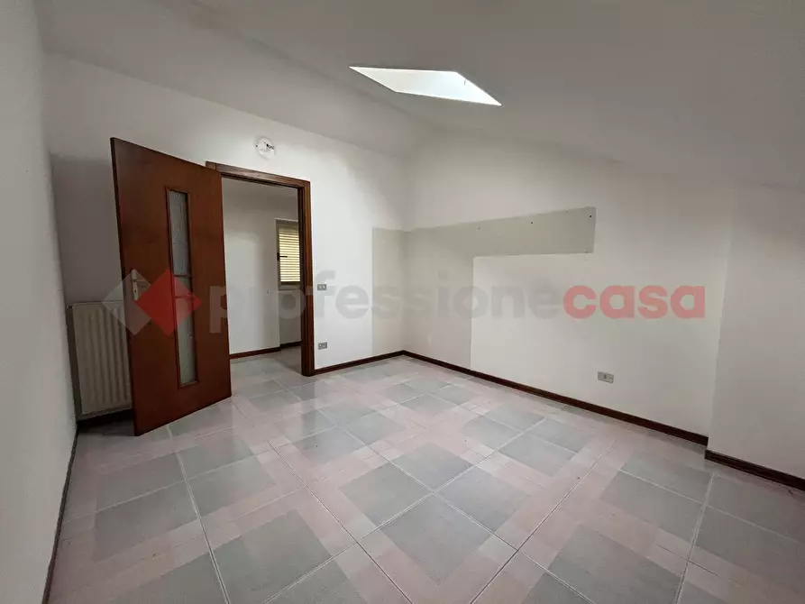 Immagine 18 di Ufficio in affitto  in Corso appio, 26 a Capua