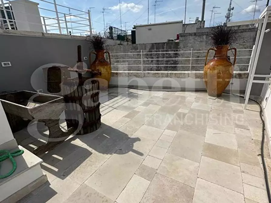 Immagine 42 di Casa indipendente in vendita  in Via Prof. Pietro Pignatelli, 9 a Ostuni