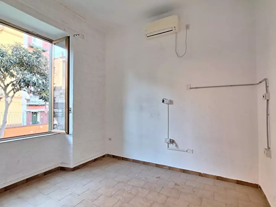 Immagine 22 di Villa in vendita  in Via Filippo Maria Briganti a Napoli