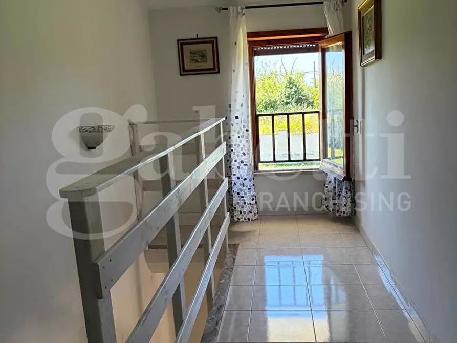 Immagine 25 di Casa trifamiliare in vendita  in Strada Valmontorio, 1512 a Latina