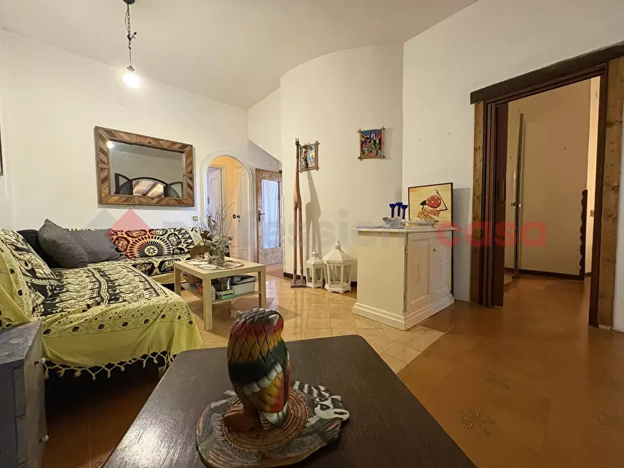 Immagine 5 di Casa bifamiliare in vendita  in Via VILLAGGIO DEL SISTO, 45 a Terracina