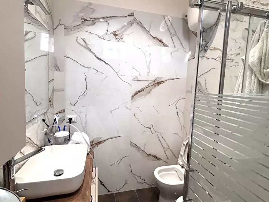 Immagine 18 di Appartamento in affitto  in Via Santa Maria Della Neve a Napoli