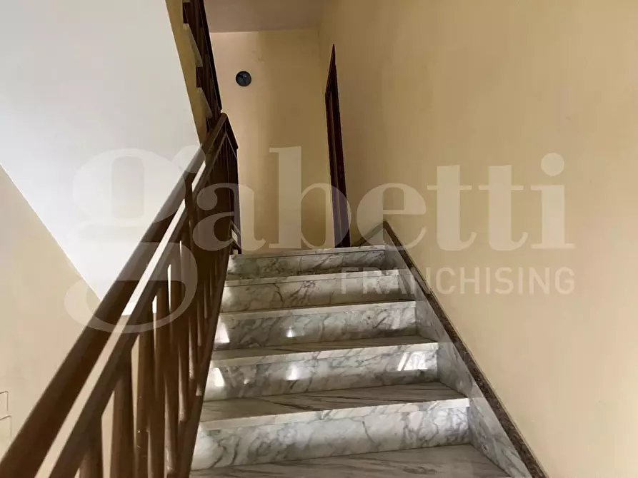 Immagine 10 di Palazzo in vendita  in Via CATULLO, 3 a Grottaglie