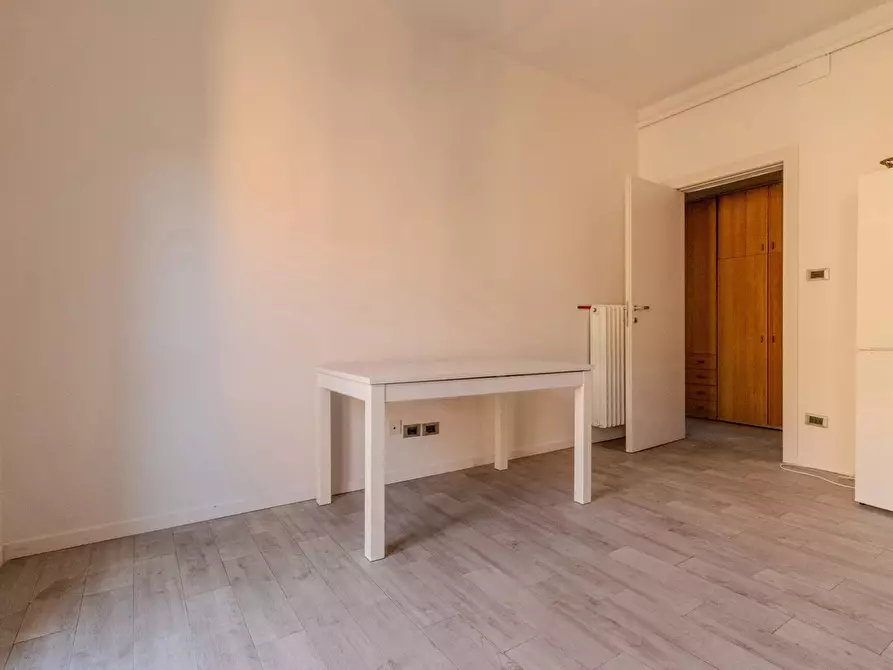 Immagine 8 di Appartamento in vendita  in Via Lazio, 5 a Bologna