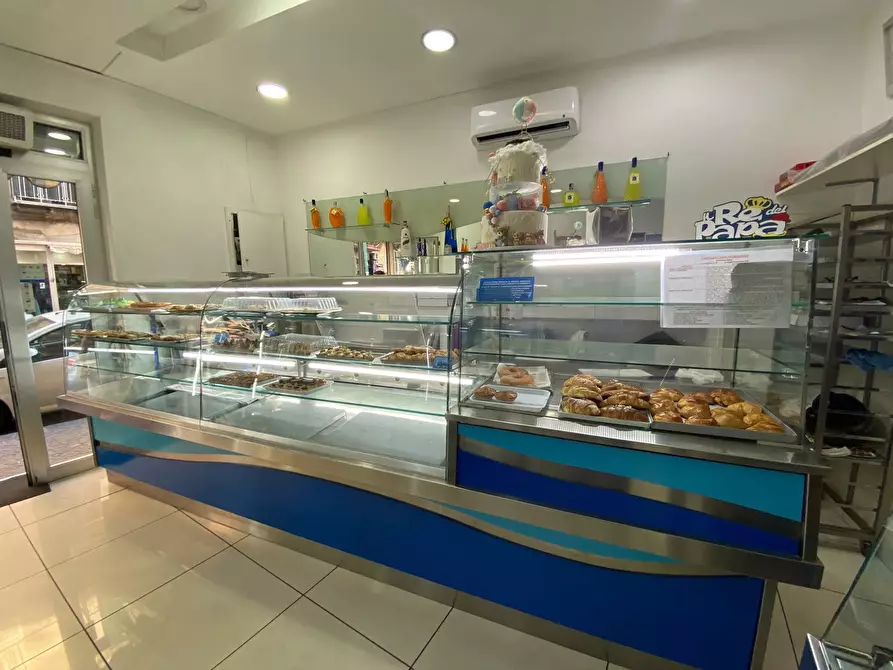Immagine 4 di Negozio in affitto  in Corso Umberto, I a San Giorgio A Cremano