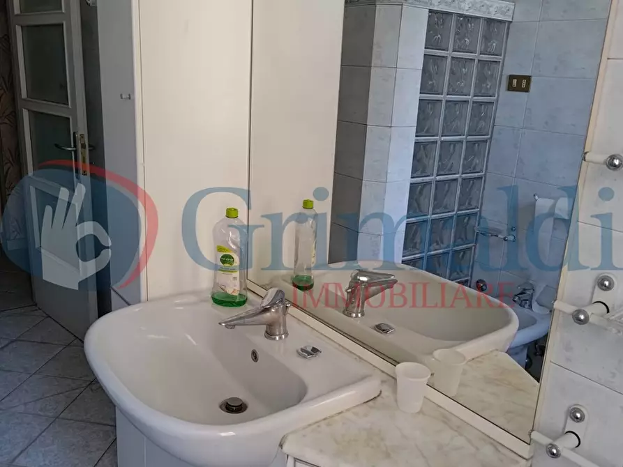 Immagine 13 di Appartamento in affitto  in Viale mameli a Livorno