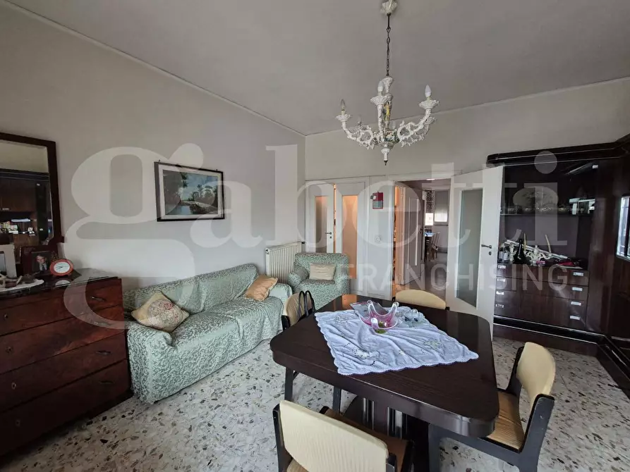 Immagine 9 di Appartamento in vendita  in Via Parini, 97 a Torre Annunziata