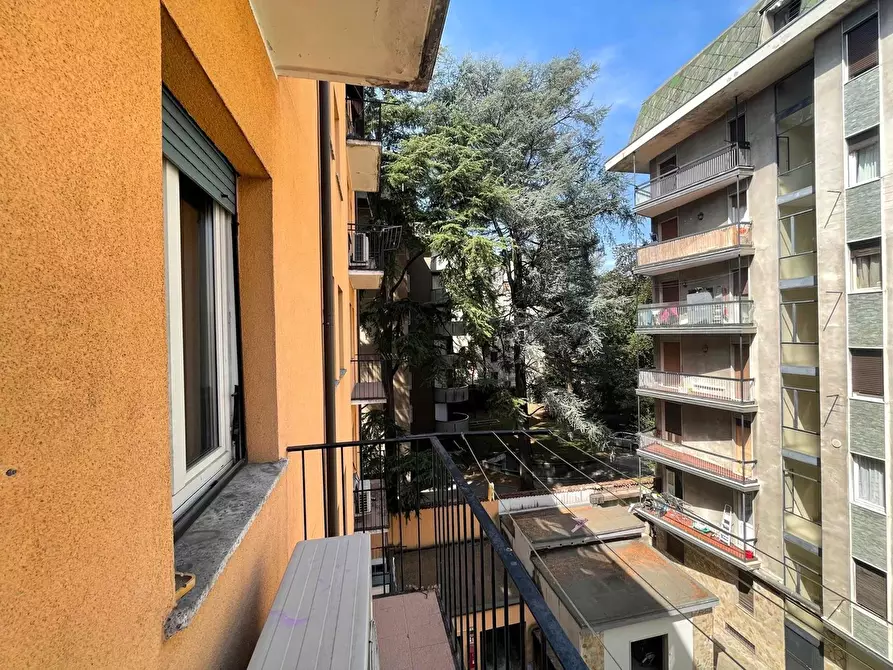 Immagine 23 di Appartamento in vendita  in Via Cairoli, 2 a Legnano
