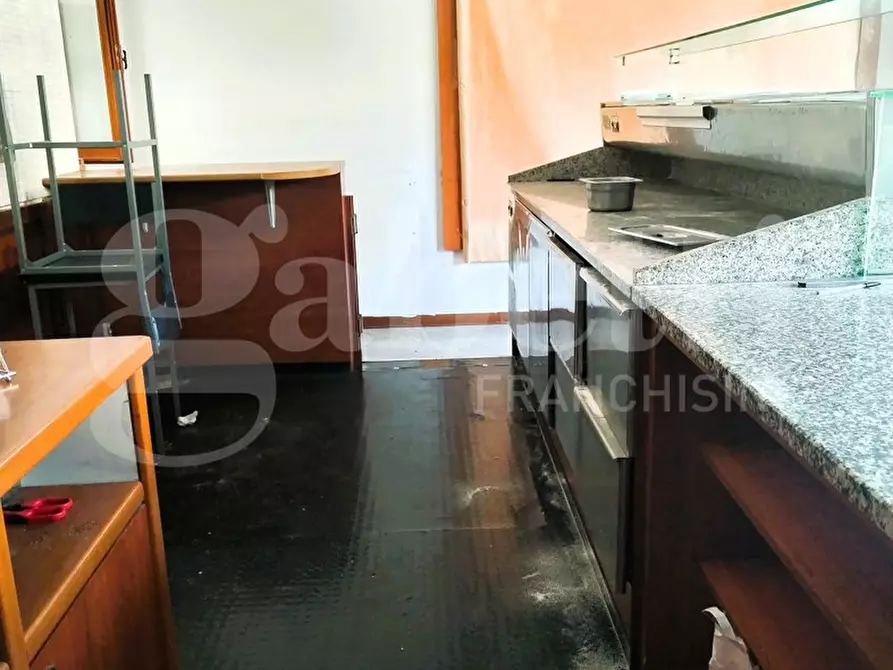 Immagine 5 di Attività commerciale in vendita  in Via Nuova, 5 a San Giovanni In Persiceto