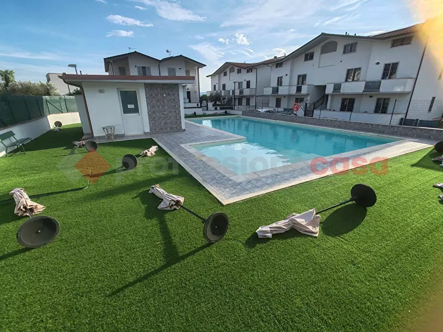 Immagine 3 di Appartamento in vendita  in Via Delle Macchiette a Campello Sul Clitunno