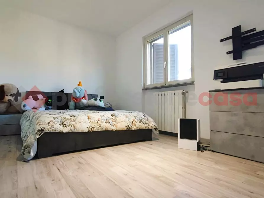 Immagine 10 di Villa in vendita  in Via SALVATOR ALLENDE, 25 a Locate Di Triulzi
