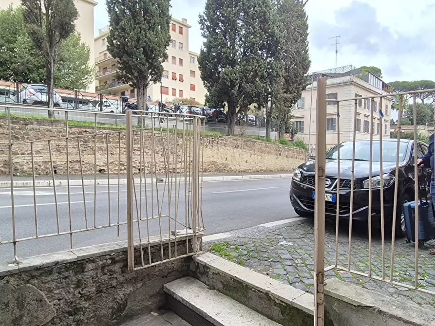 Immagine 20 di Magazzino in vendita  in Via aurelia, 125 a Roma