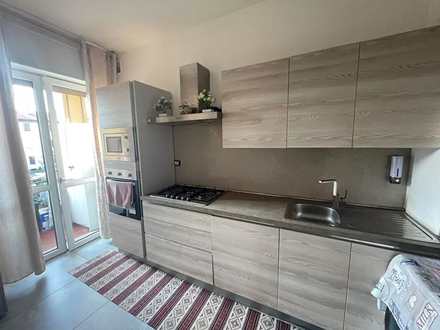 Immagine 13 di Appartamento in vendita  in Piazza cavour, 7 a Abbiategrasso