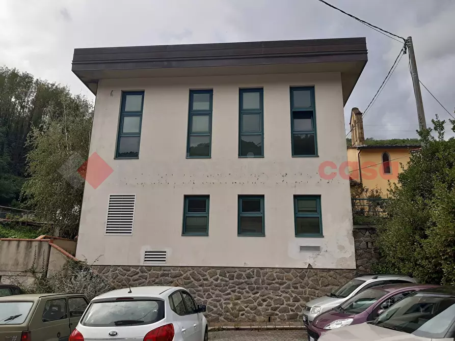 Immagine 1 di Ufficio in vendita  in Via del castello, 36 a Villa Basilica