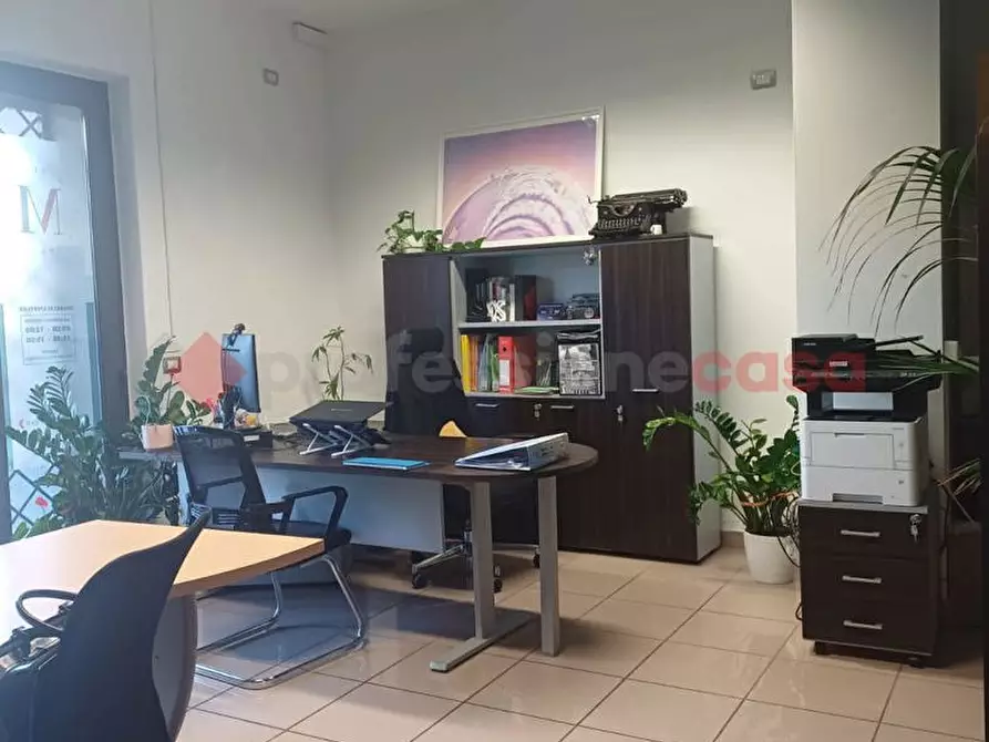 Immagine 13 di Locale commerciale in affitto  in Via Trento e Trieste a Spoleto