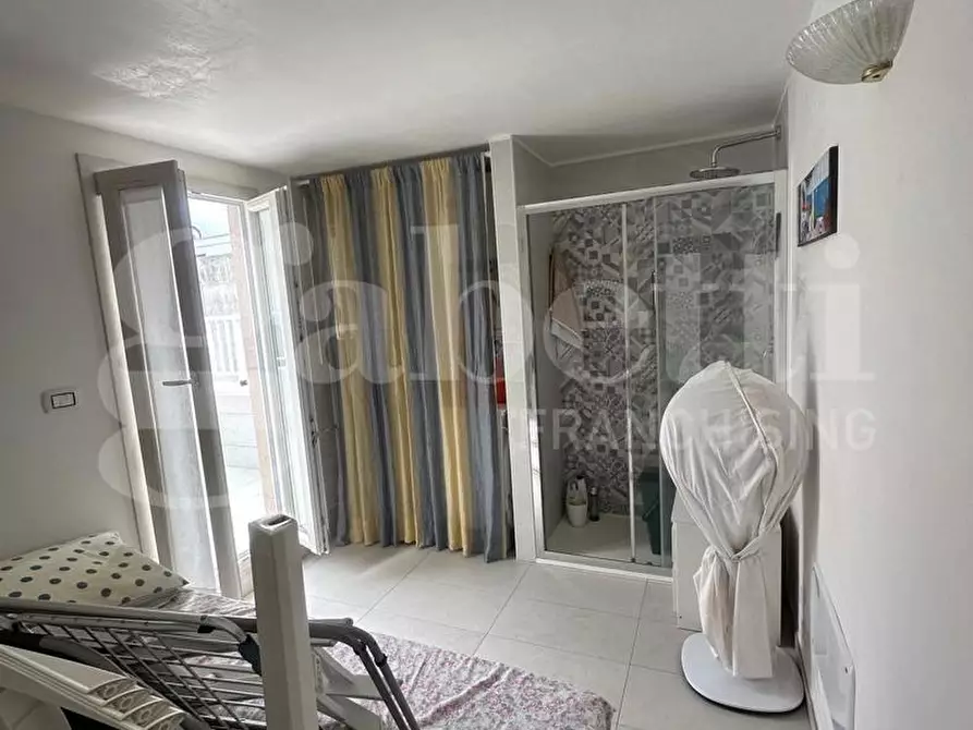 Immagine 13 di Casa indipendente in vendita  in Viale Eliseo de Loduno a Ostuni