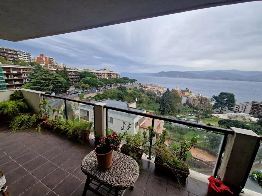 Immagine 4 di Appartamento in vendita  in Via Nuova Panoramica dello Stretto, 582 a Messina