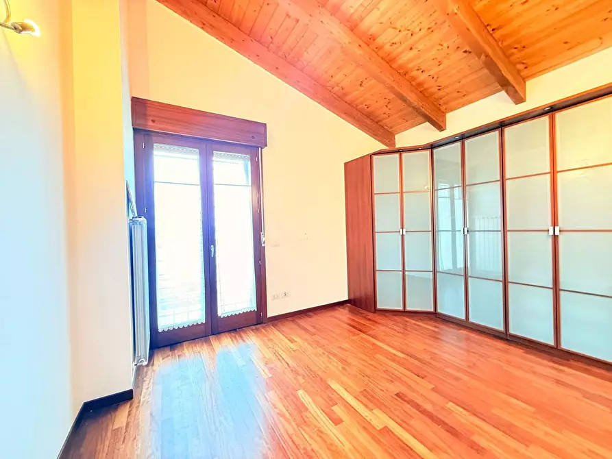 Immagine 17 di Appartamento in vendita  in Via BarzanÃ², 59 a Roma