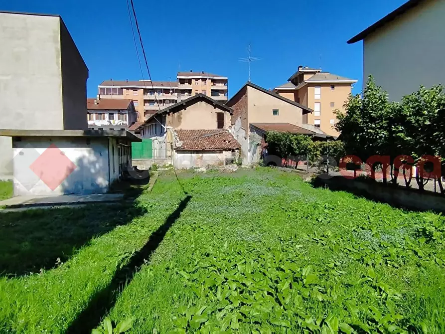 Immagine 2 di Terreno residenziale in vendita  in Via don minzoni, 1 a Locate Di Triulzi