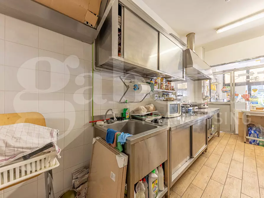 Immagine 18 di Bar / Ristorante in vendita  in Via Cogoleto a Roma