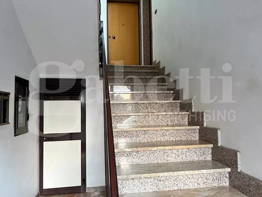 Immagine 3 di Appartamento in vendita  in Via DEGLI ABETI, 4 a Montemesola