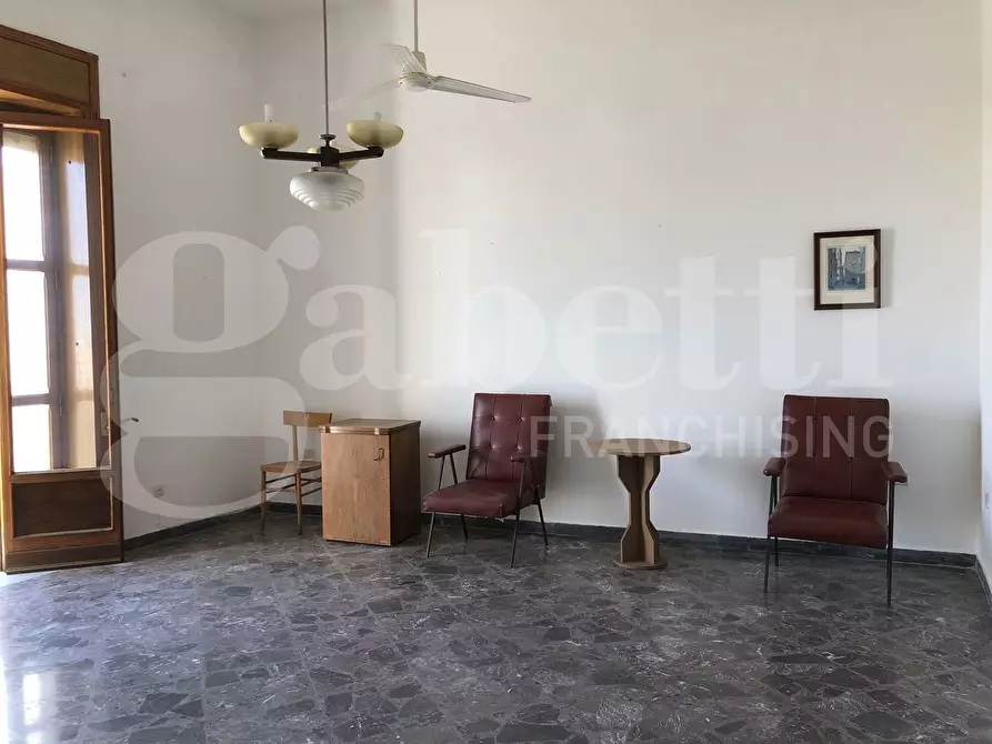 Immagine 22 di Casa indipendente in vendita  in Via Roma, 25 a Salice Salentino