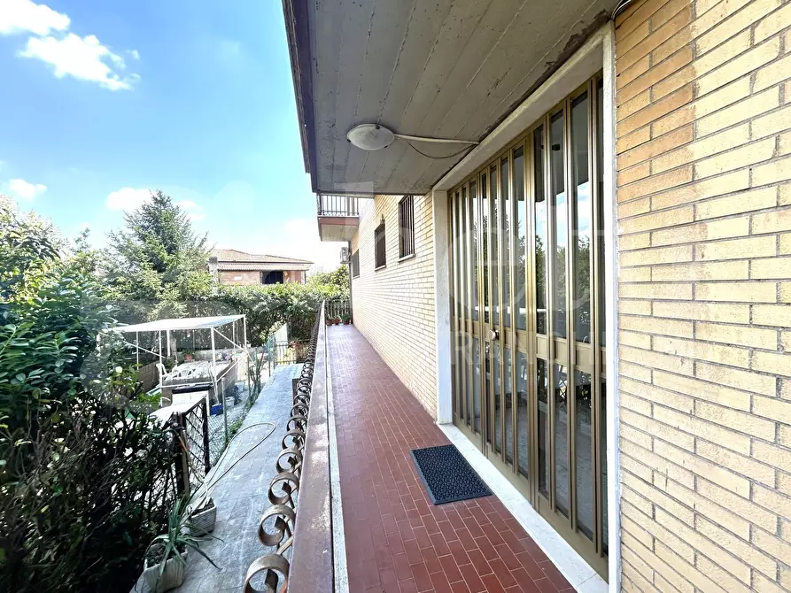 Immagine 3 di Appartamento in vendita  in Via Civitacampomarano, 68 a Roma
