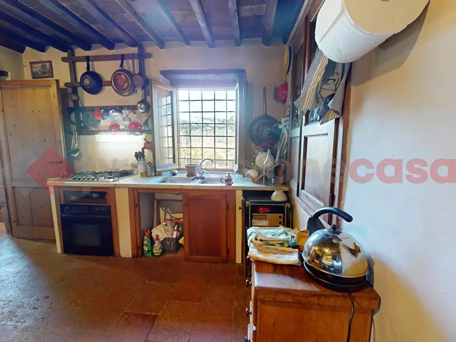 Immagine 8 di Rustico / casale in vendita  in LocalitÃ  castello, 9 a Borgo A Mozzano