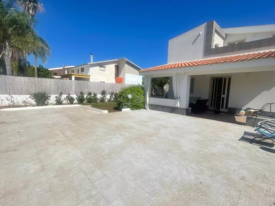 Immagine 4 di Villa in vendita  in Via arenella, 0 a Siracusa