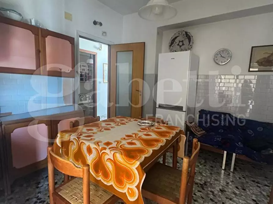 Immagine 23 di Appartamento in vendita  in Piazza Ernesto Cesaro, 55 a Torre Annunziata