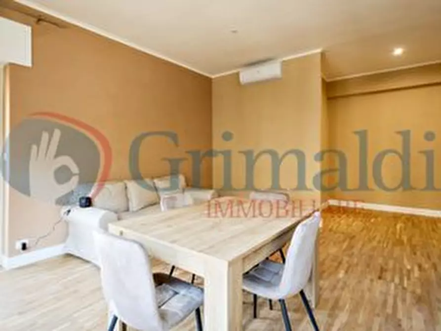 Immagine 19 di Appartamento in vendita  in Via dei Prati Fiscali a Roma