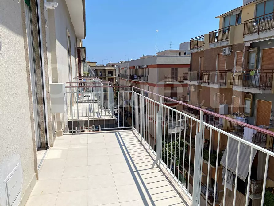 Immagine 27 di Appartamento in affitto  in Via Vittorio Veneto a Trani