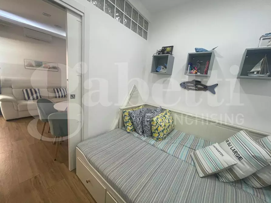 Immagine 9 di Appartamento in vendita  in Piazza San Carlo, III trav dx, 1 a Gaeta