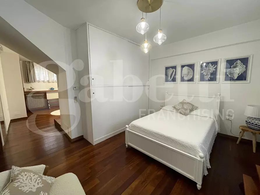 Immagine 8 di Appartamento in vendita  in Via Appia lato Napoli, 60 a Formia