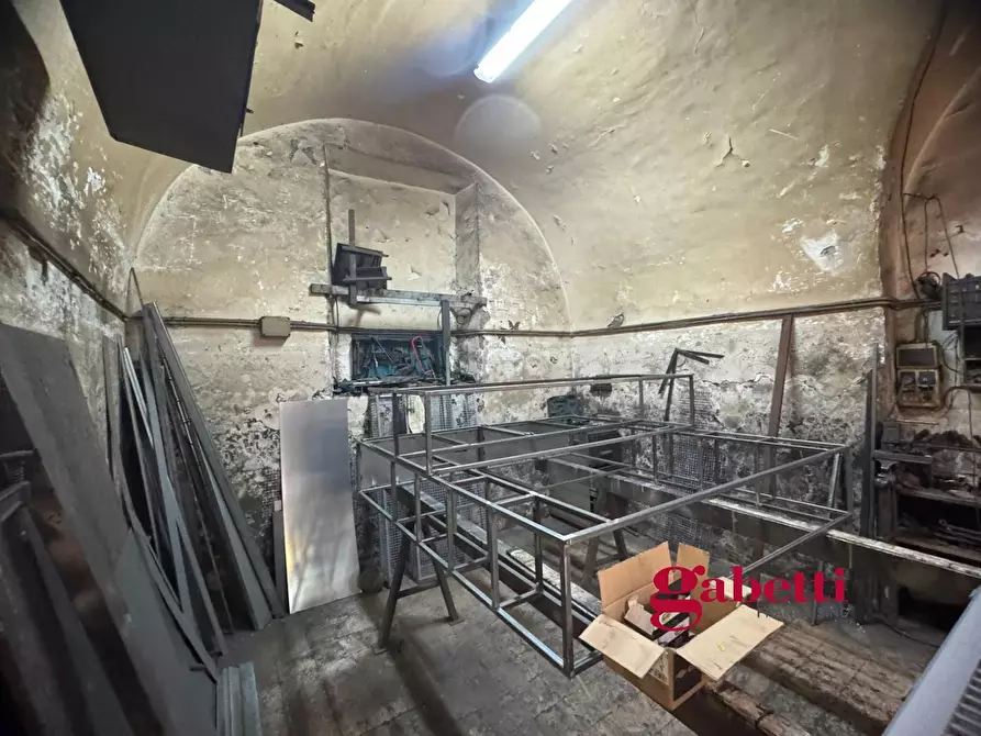 Immagine 11 di Negozio in vendita  in Via Borgo Vittorio, 27 C a Roma